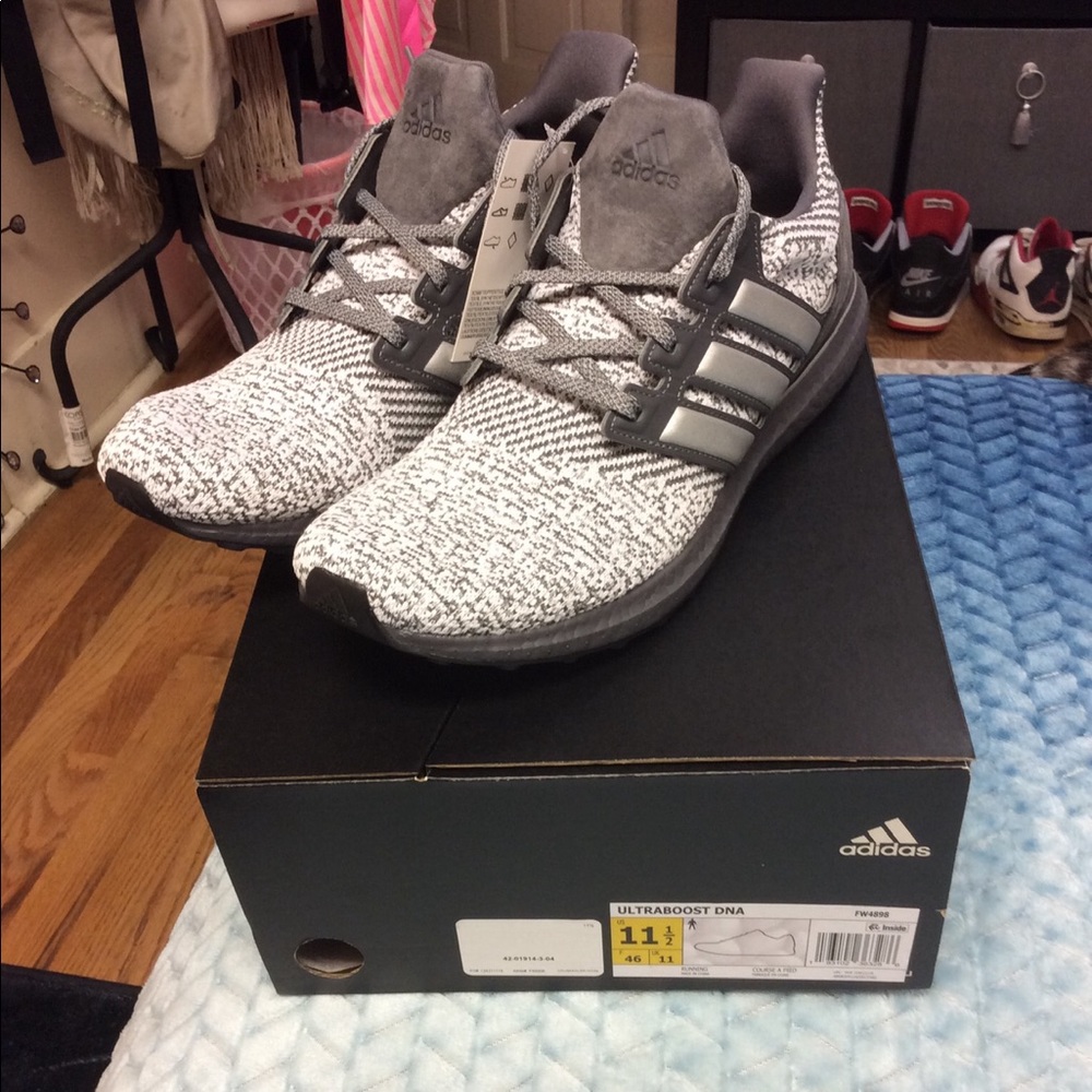 Adidas UltraBoost Dna